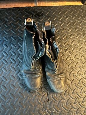 Ariat Leather Paddock Boots, Size 1